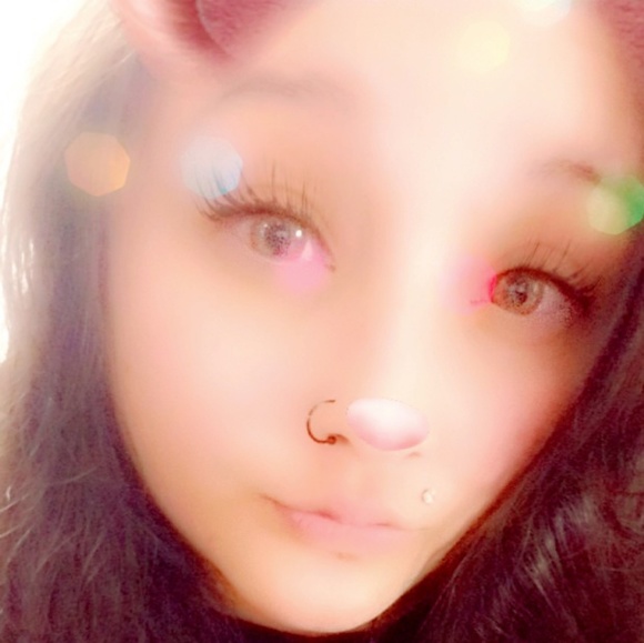 Meet your Posher, Alexa - Picture 2 of 2